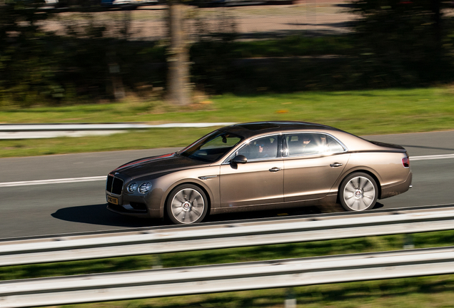 Bentley Flying Spur V8 S