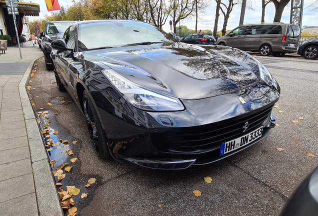 Ferrari GTC4Lusso T