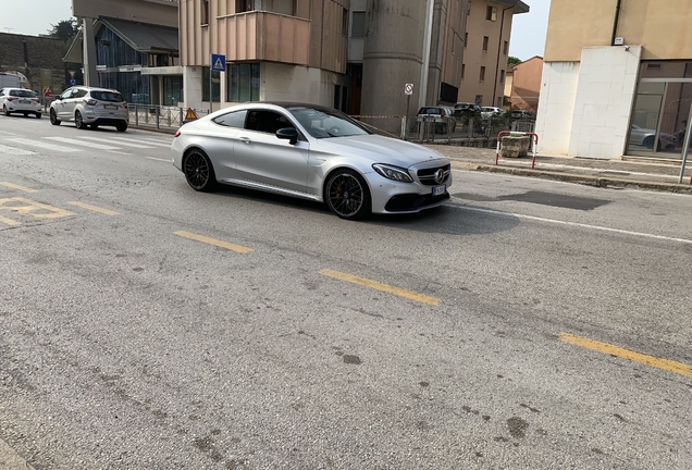 Mercedes-AMG C 63 S Coupé C205