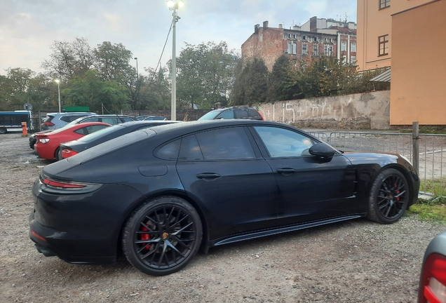 Porsche 971 Panamera GTS MkI