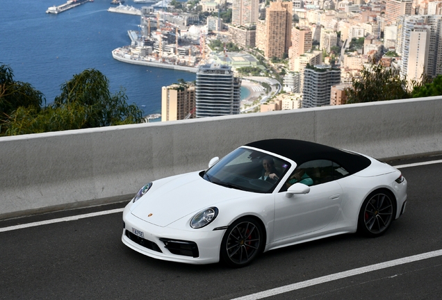 Porsche 992 Carrera 4S Cabriolet