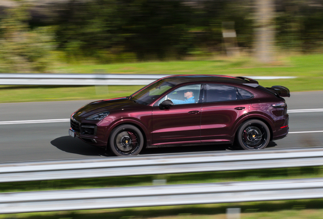 Porsche Cayenne Coupé Turbo S E-Hybrid