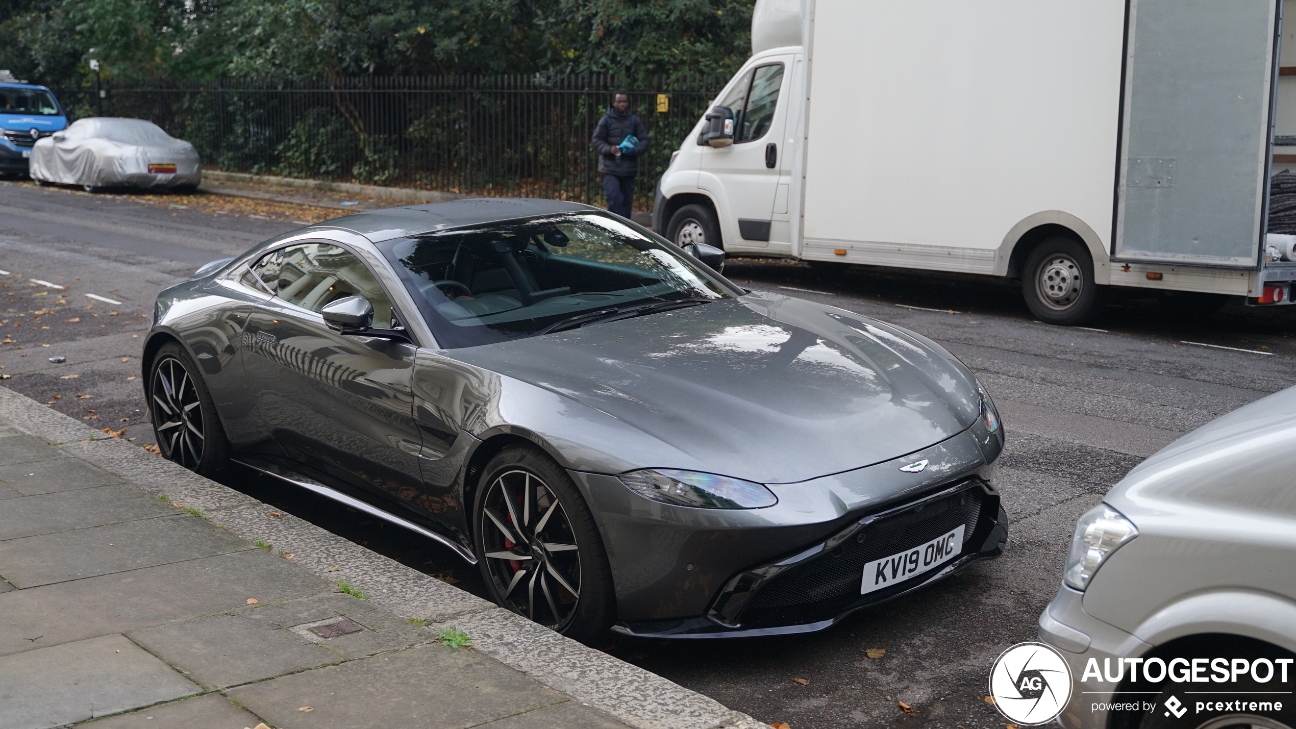 Aston Martin V8 Vantage 2018