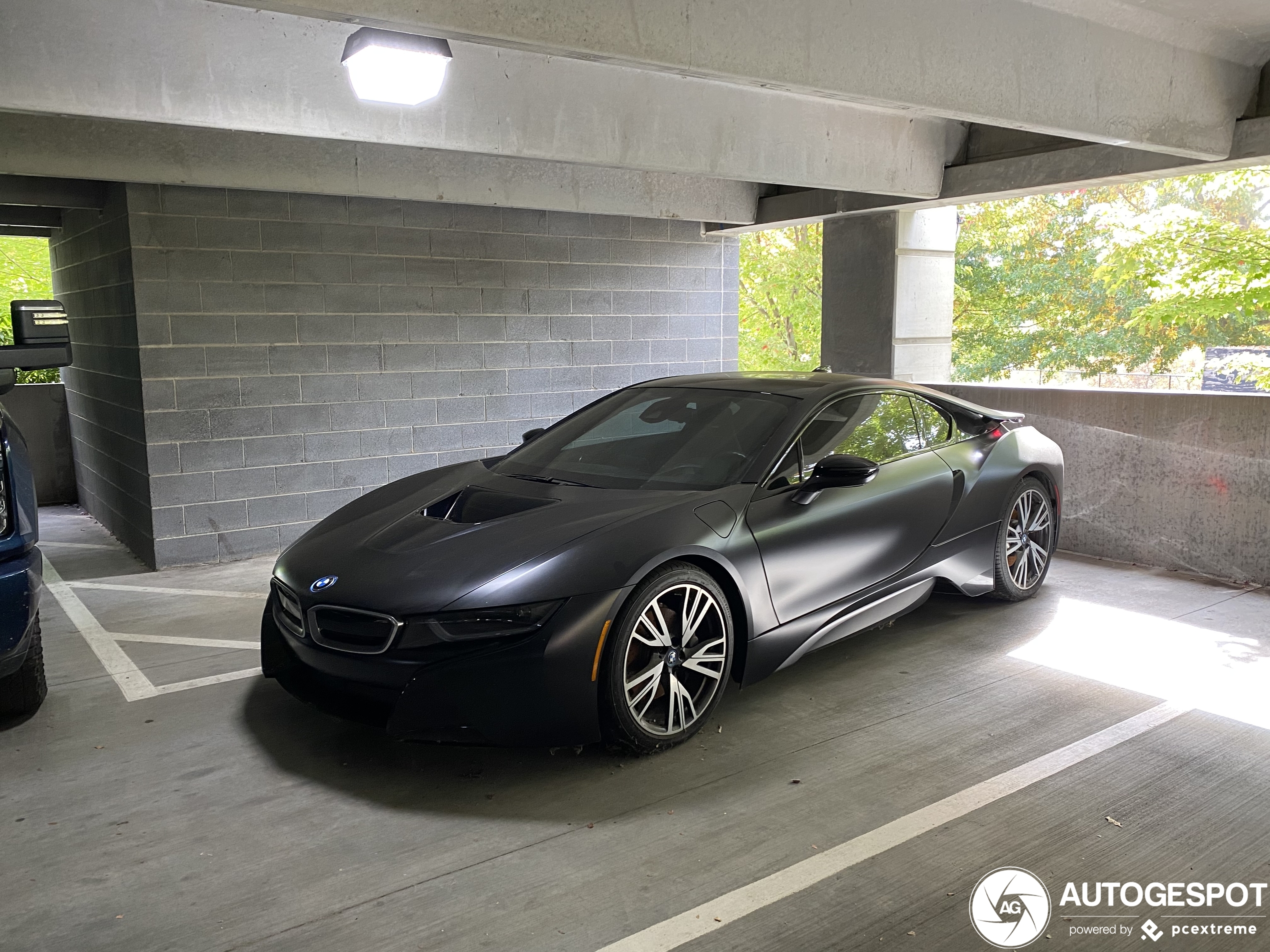 BMW i8 Protonic Frozen Black Edition