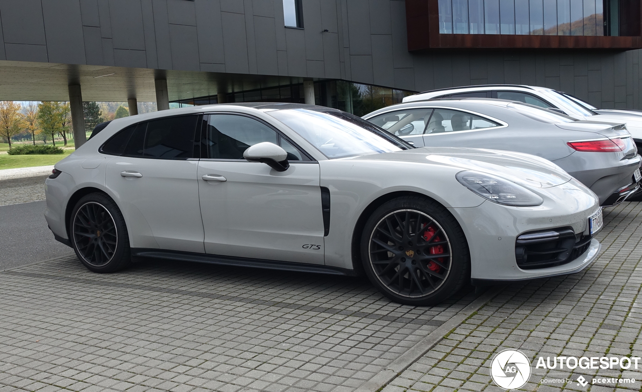 Porsche 971 Panamera GTS Sport Turismo