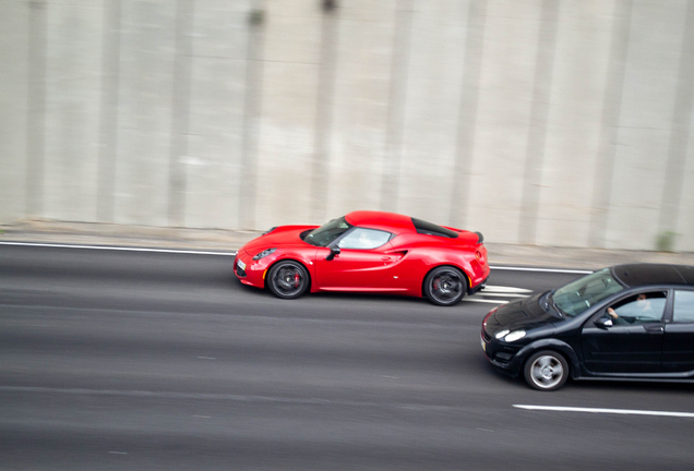 Alfa Romeo 4C Coupé