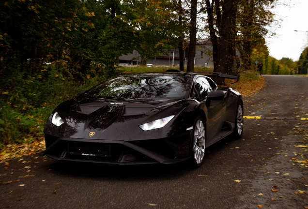 Lamborghini Huracán LP640-2 STO