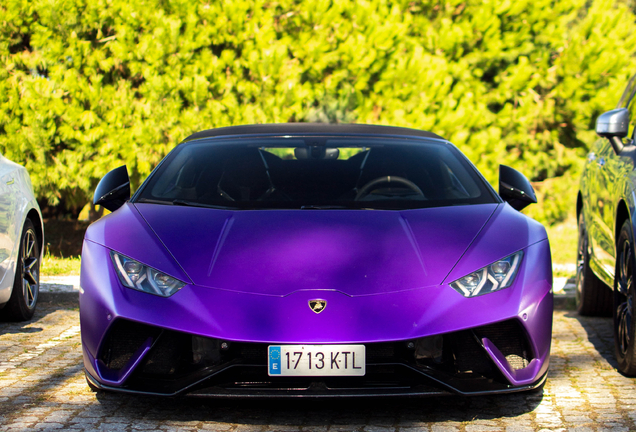 Lamborghini Huracán LP640-4 Performante Spyder