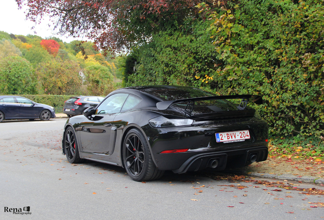 Porsche 718 Cayman GT4