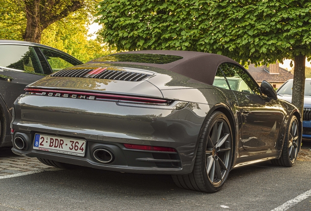 Porsche 992 Carrera 4S Cabriolet