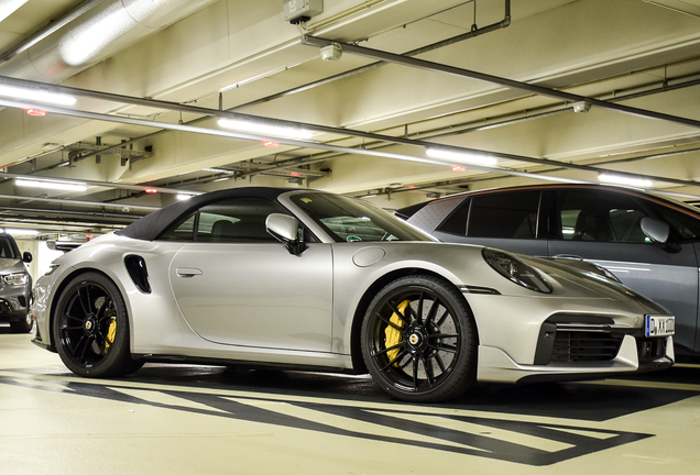 Porsche 992 Turbo S Cabriolet