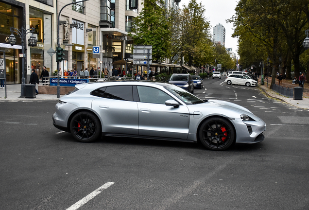 Porsche Taycan GTS Sport Turismo