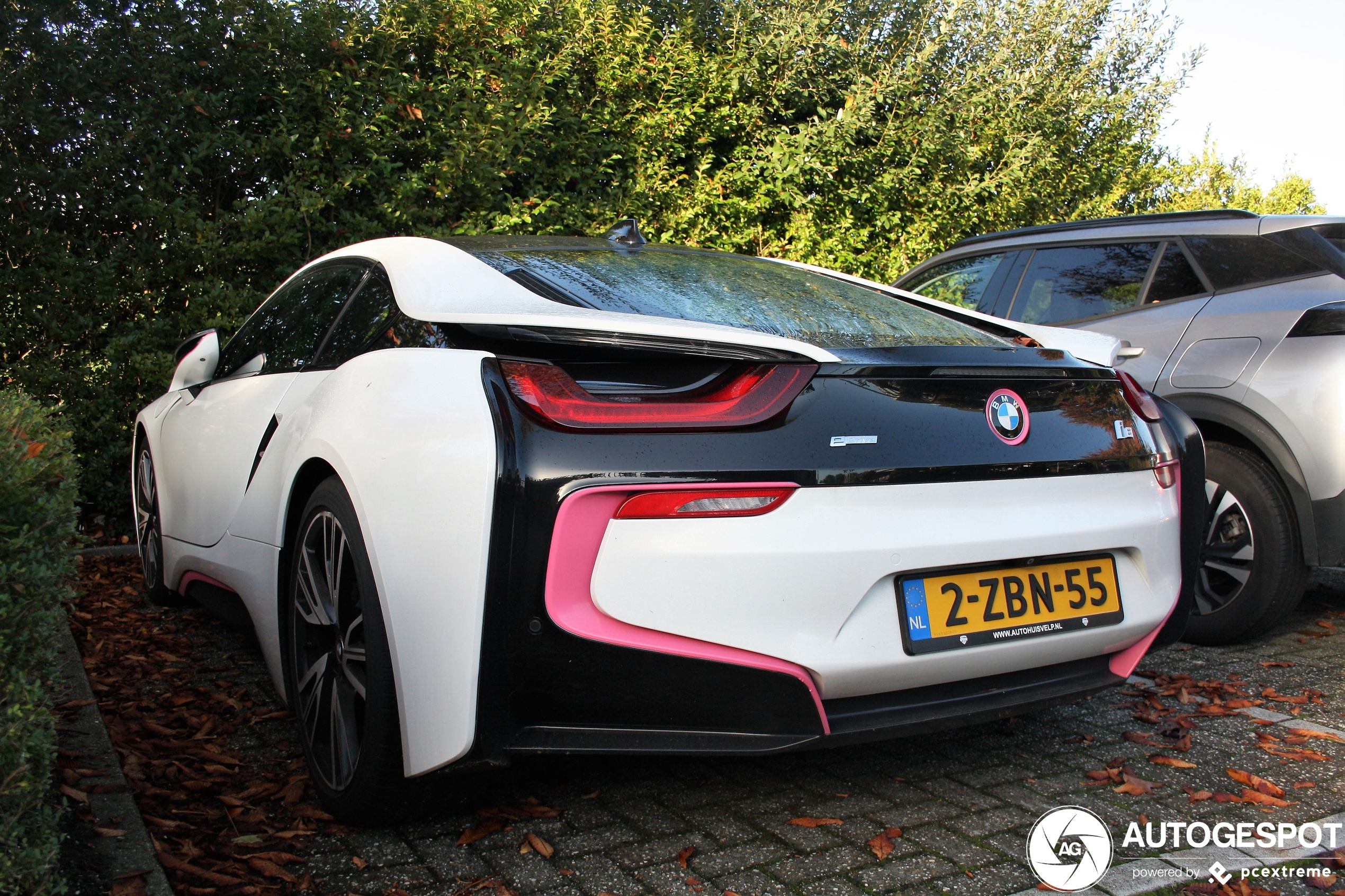 BMW i8