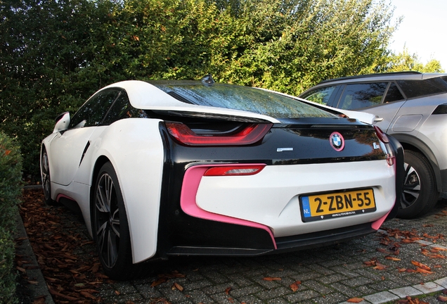 BMW i8