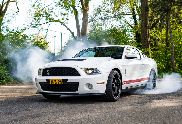 Ford Mustang Shelby GT500 2011