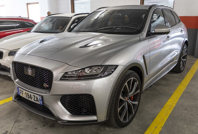 Jaguar F-PACE SVR