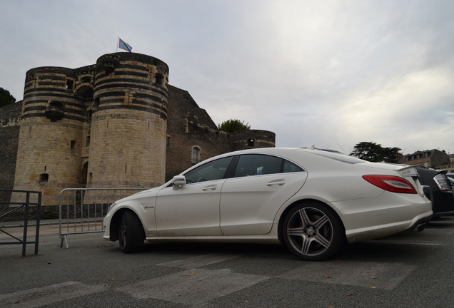 Mercedes-Benz CLS 63 AMG C218