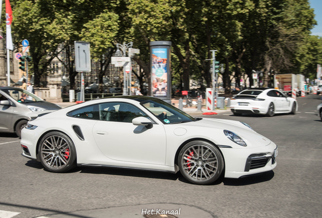 Porsche 992 Turbo