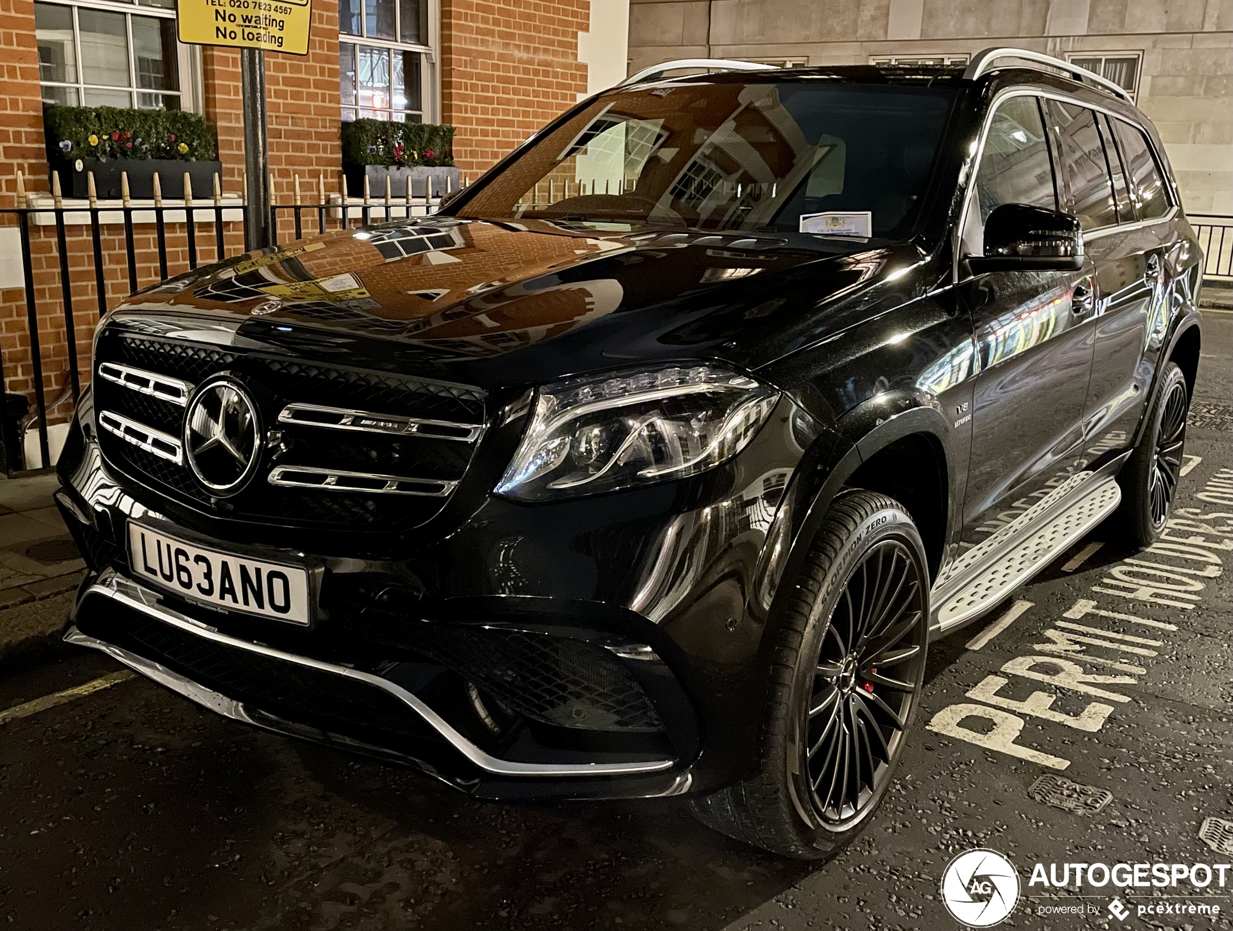 Mercedes-AMG GLS 63 X166