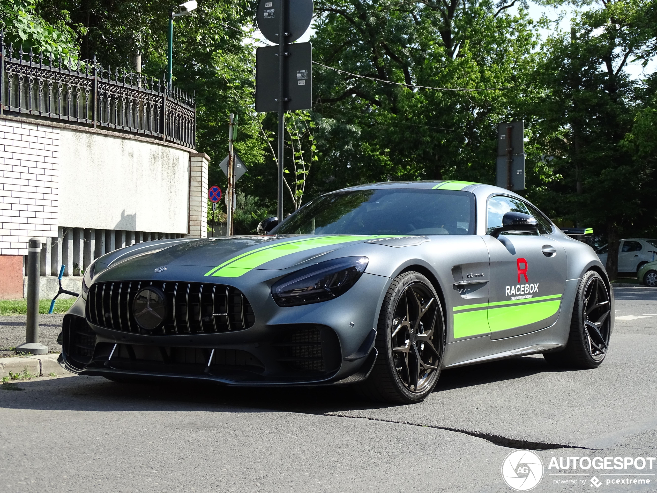 Mercedes-AMG GT R Pro C190