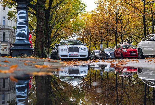 Bentley Azure 2006