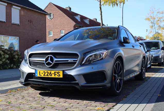 Mercedes-AMG GLA 45 X156