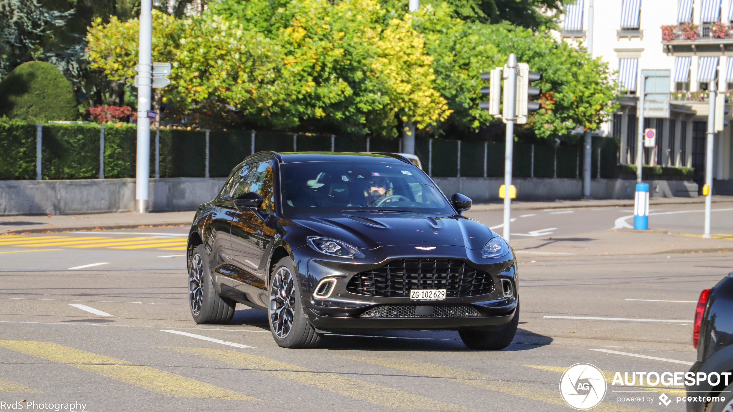 Aston Martin DBX