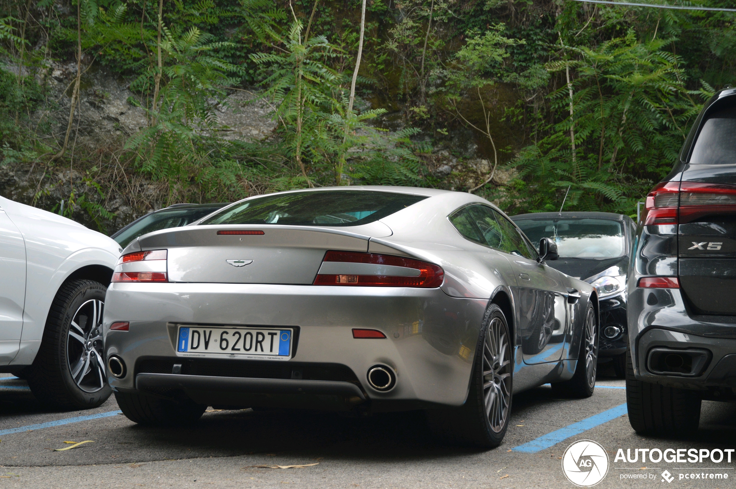 Aston Martin V8 Vantage