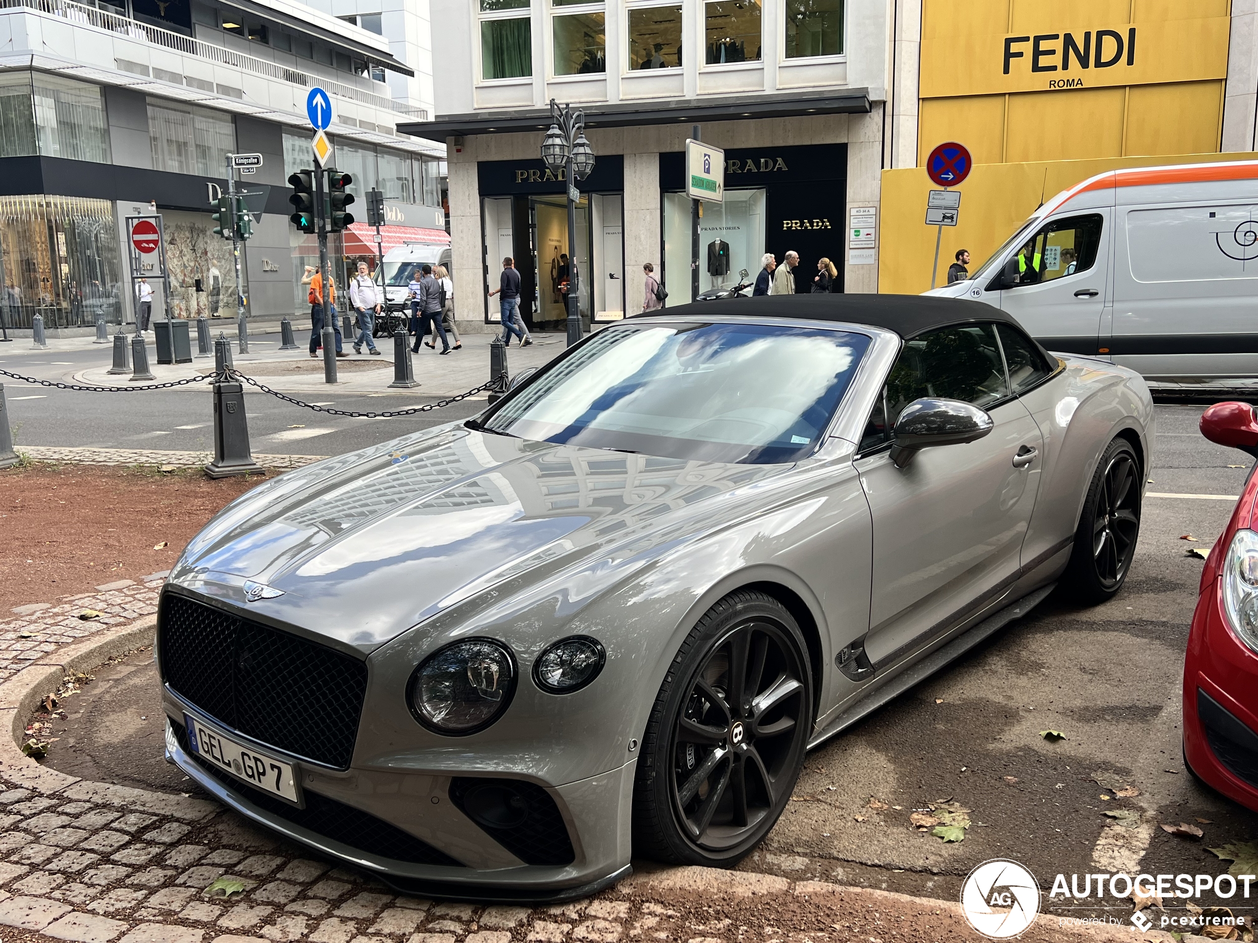 Bentley Continental GTC 2019