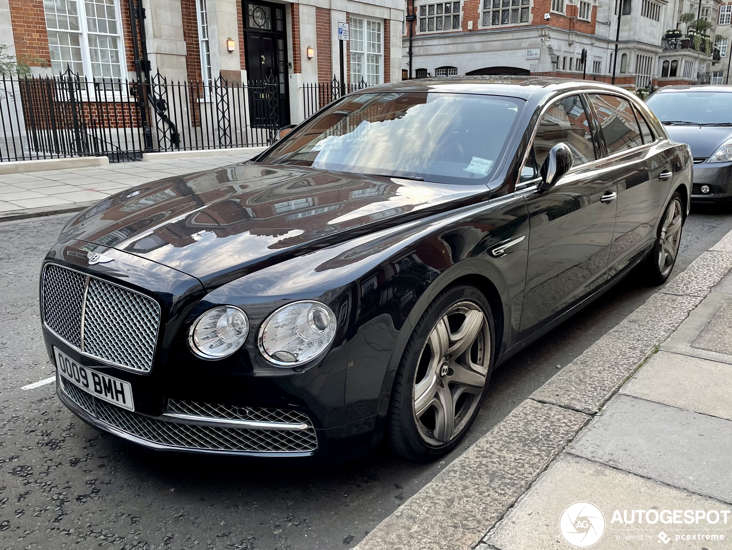 Bentley Flying Spur W12