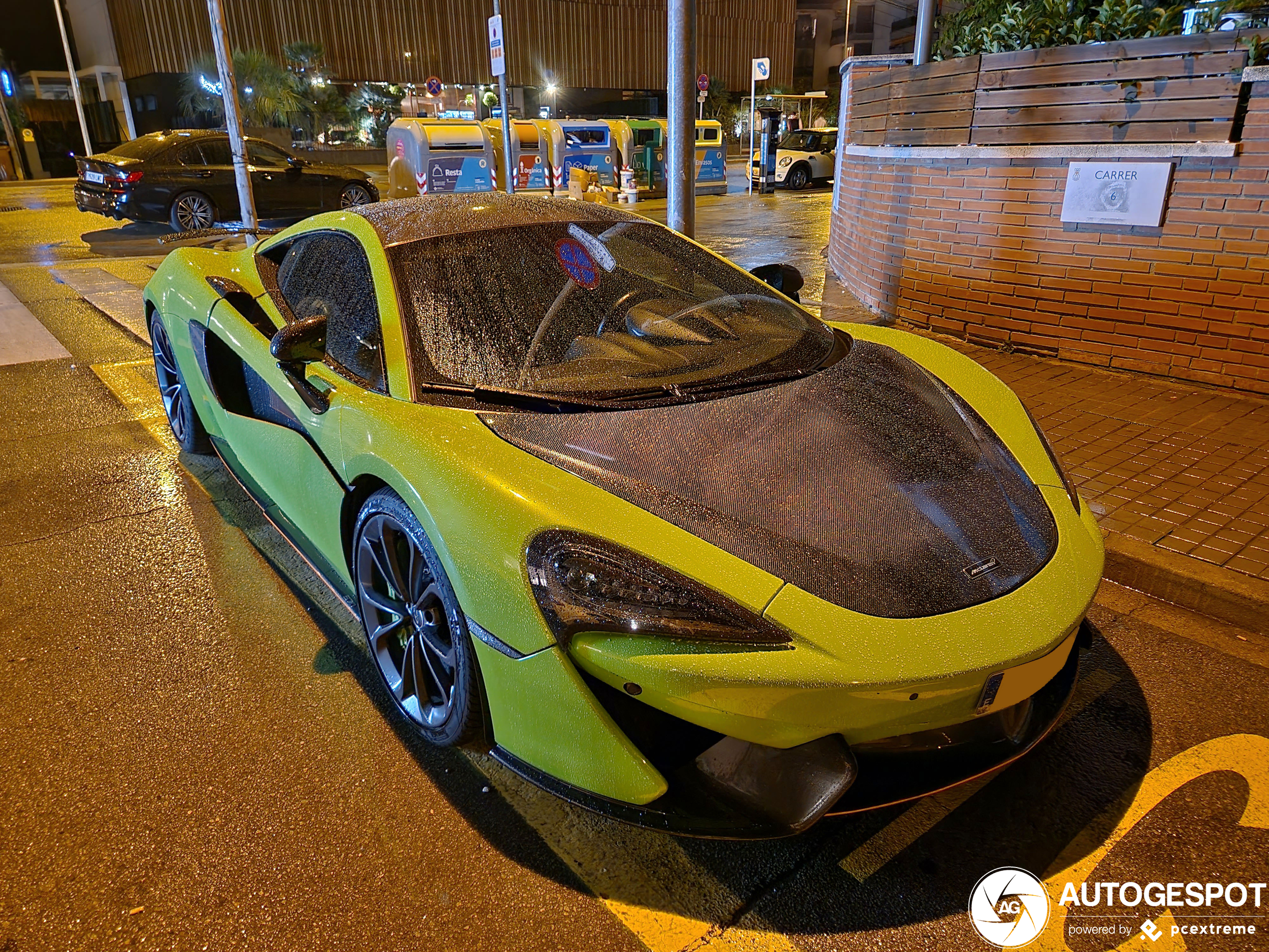 McLaren 570S