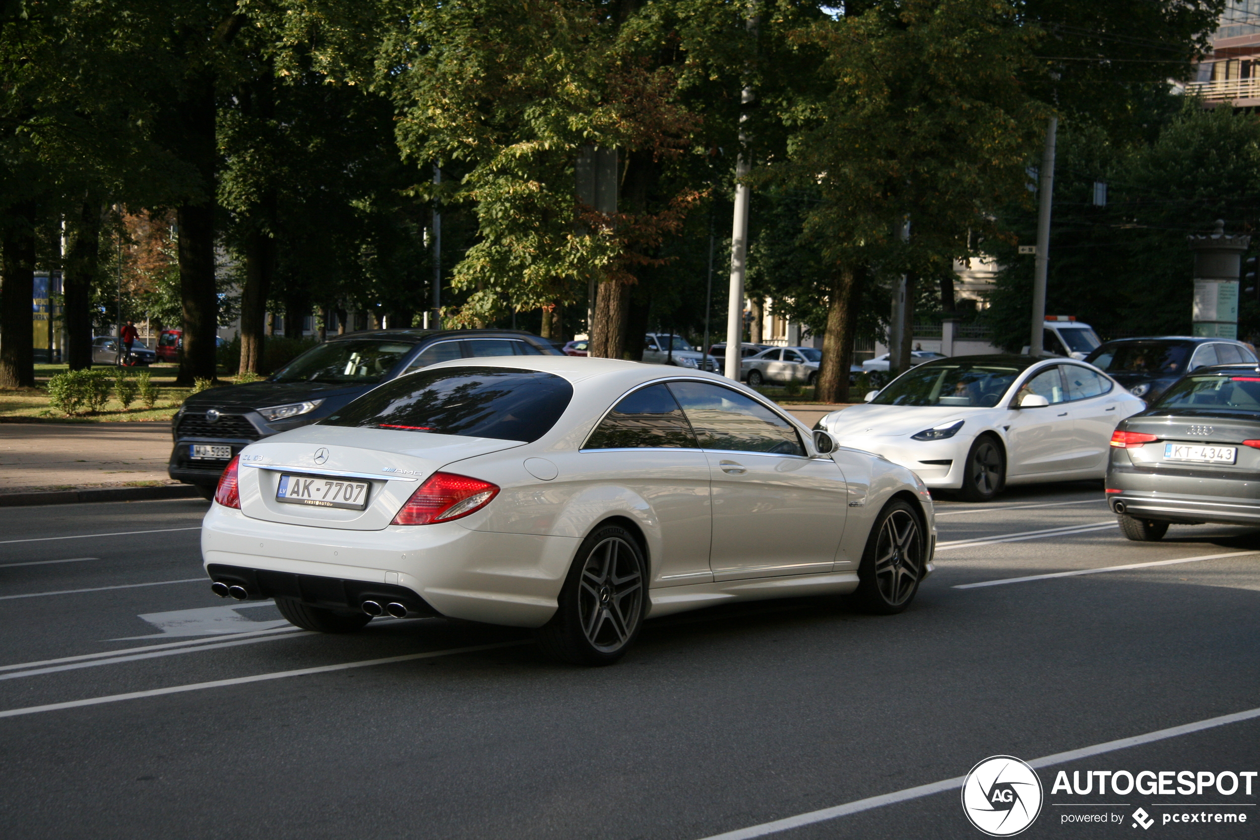 Mercedes-Benz CL 63 AMG C216