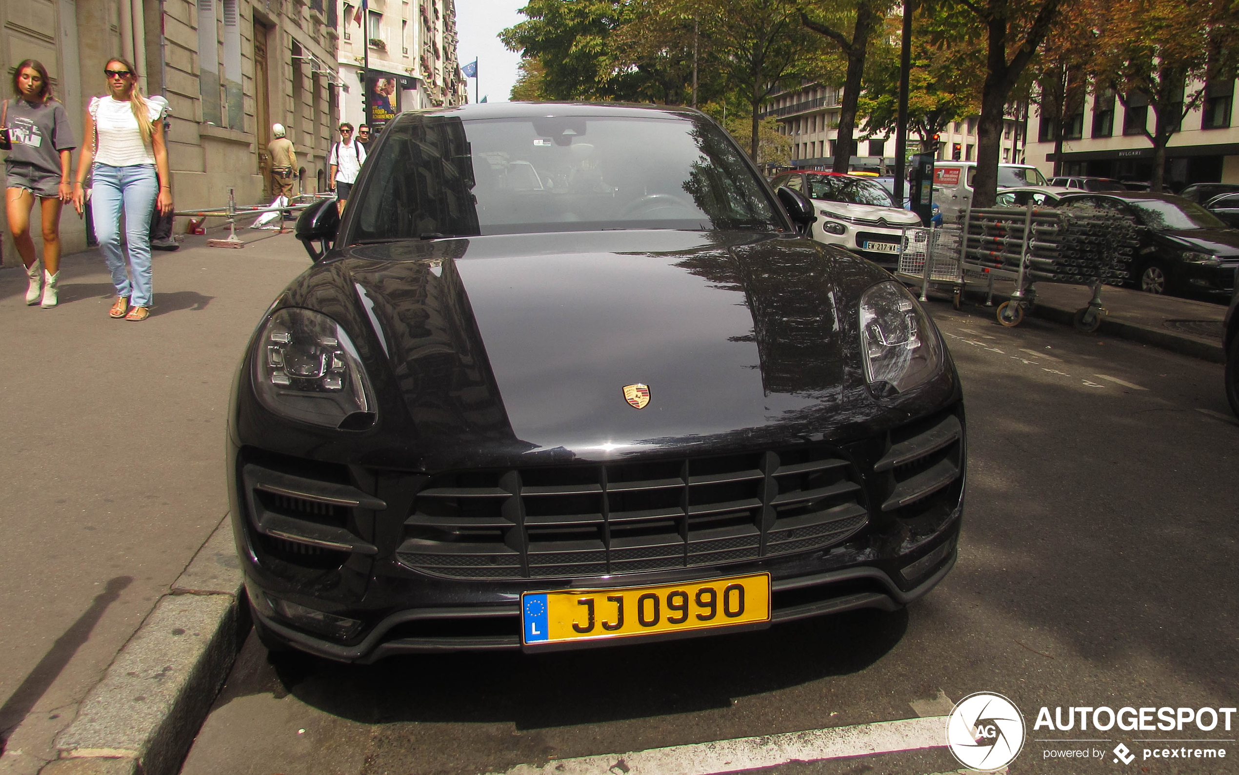 Porsche 95B Macan Turbo