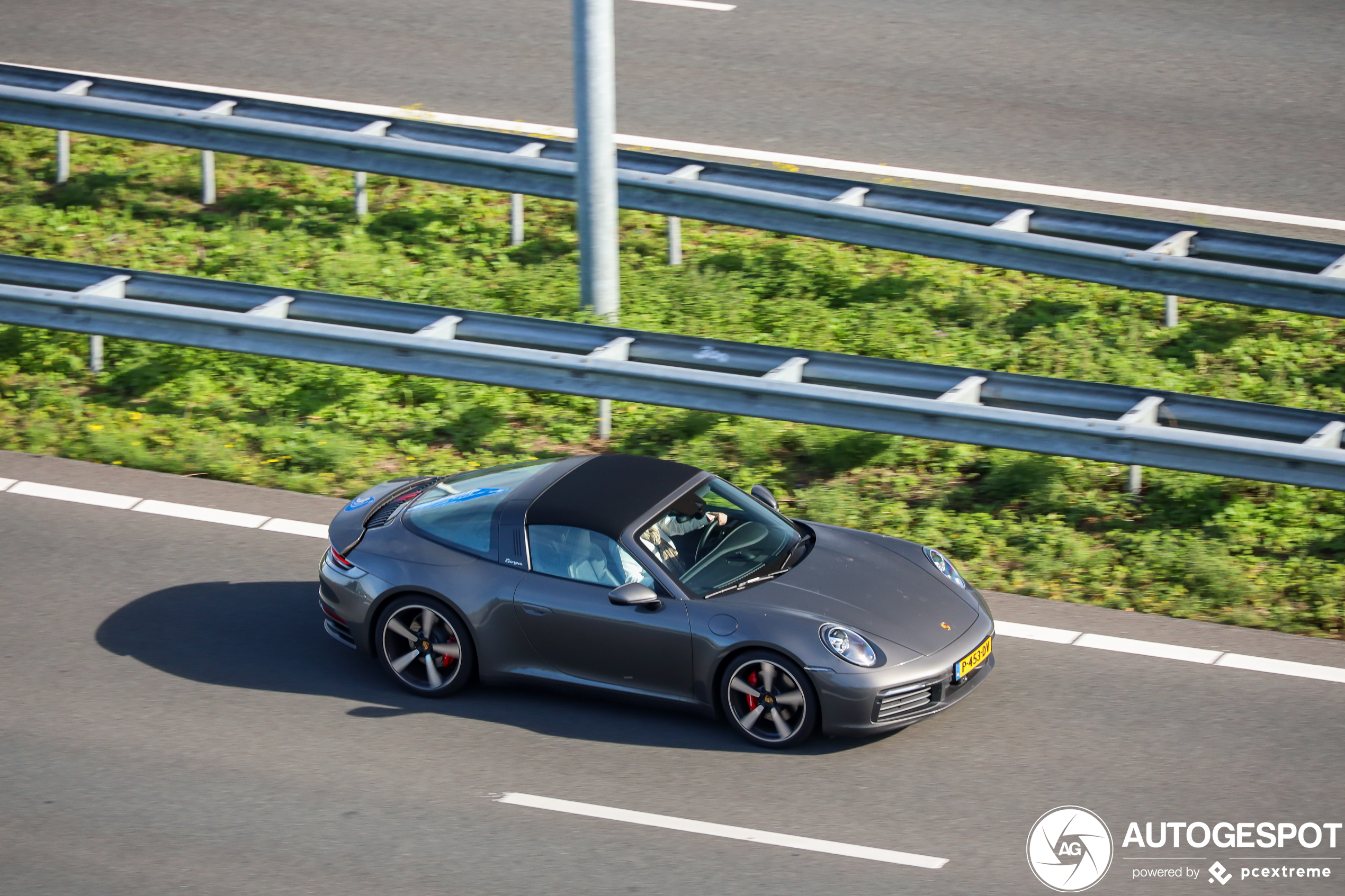 Porsche 992 Targa 4S