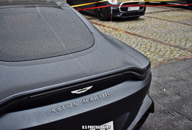 Aston Martin V8 Vantage 2018