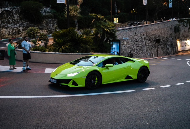 Lamborghini Huracán LP640-4 EVO