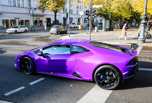 Lamborghini Huracán LP640-4 EVO