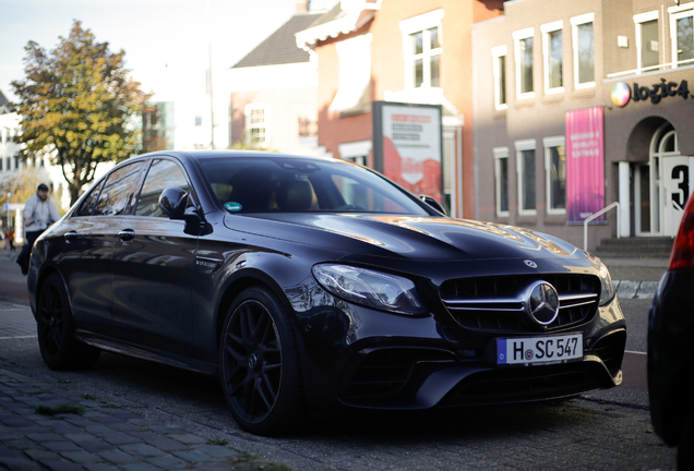 Mercedes-AMG E 63 S W213