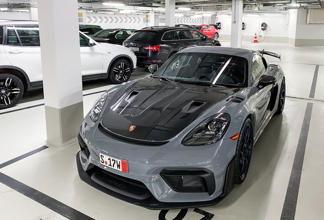 Porsche 718 Cayman GT4 RS Weissach Package