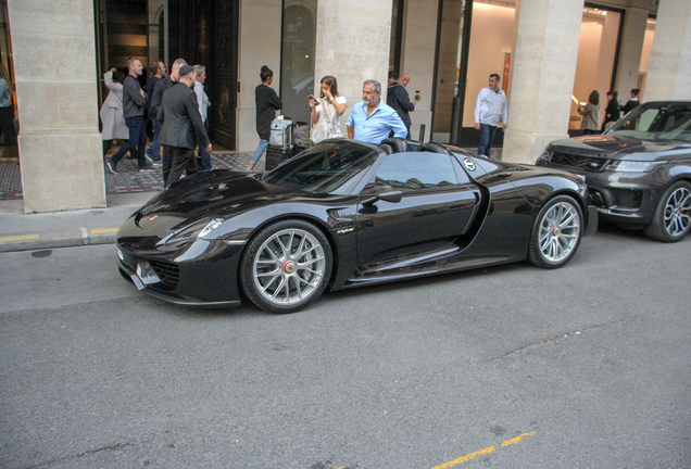 Porsche 918 Spyder Weissach Package