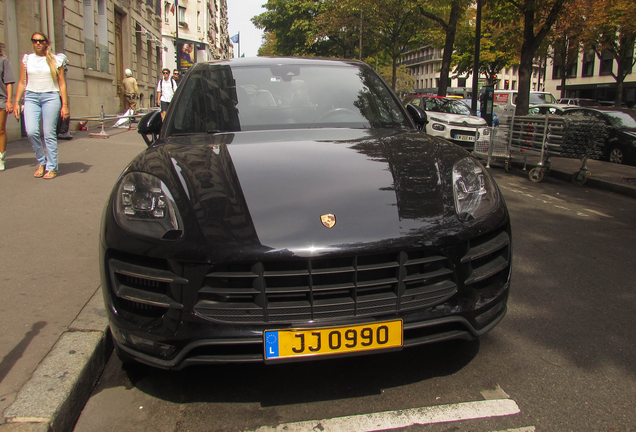 Porsche 95B Macan Turbo