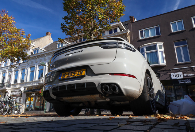 Porsche Cayenne Coupé Turbo S E-Hybrid