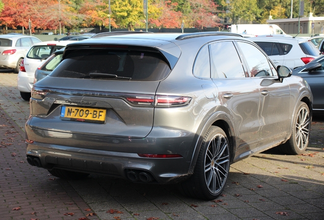 Porsche Cayenne Turbo S E-Hybrid