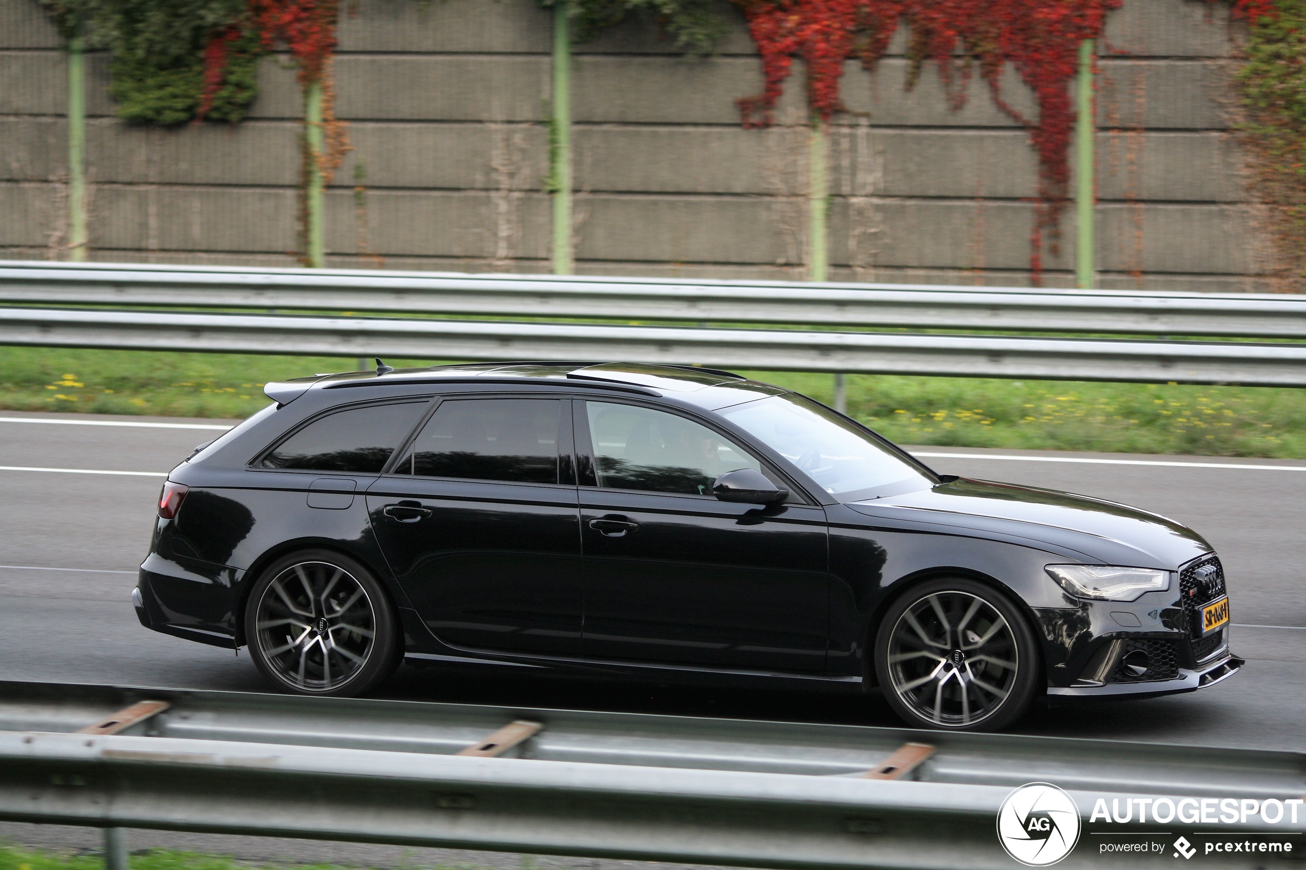 Audi RS6 Avant C7