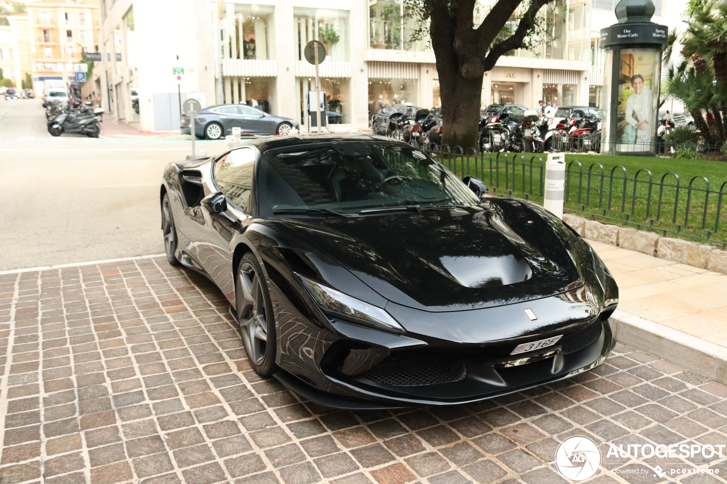 Ferrari F8 Tributo