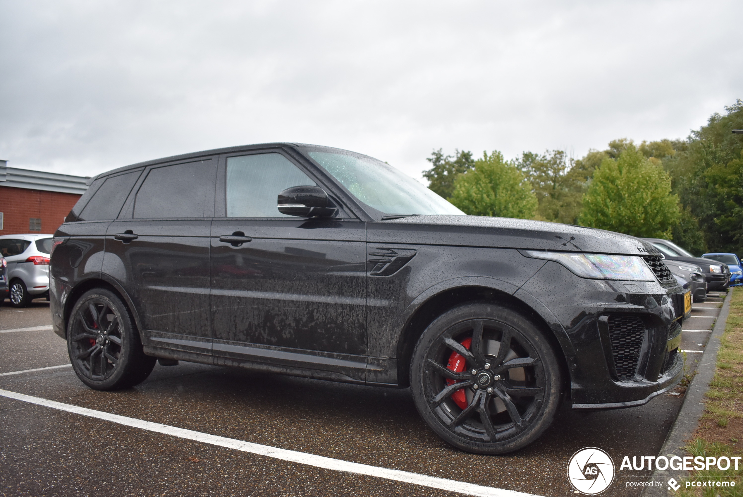 Land Rover Range Rover Sport SVR 2018