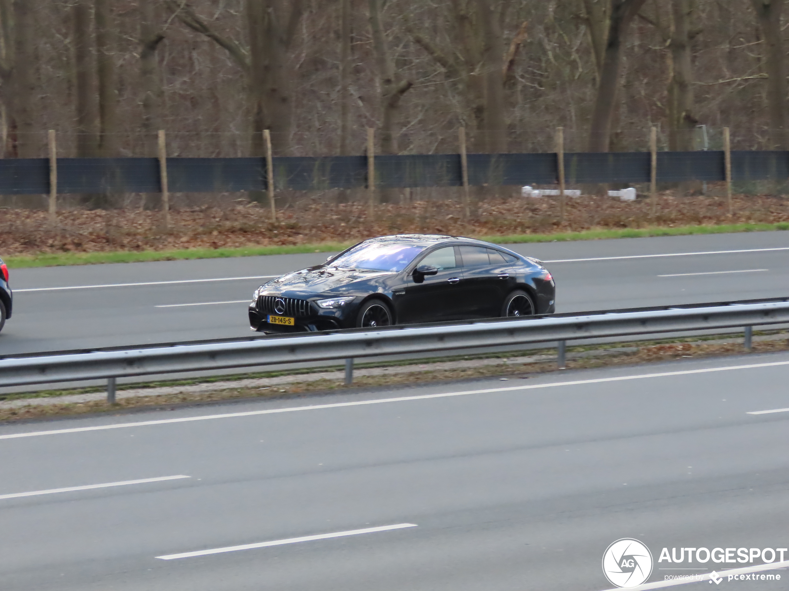 Mercedes-AMG GT 63 S X290