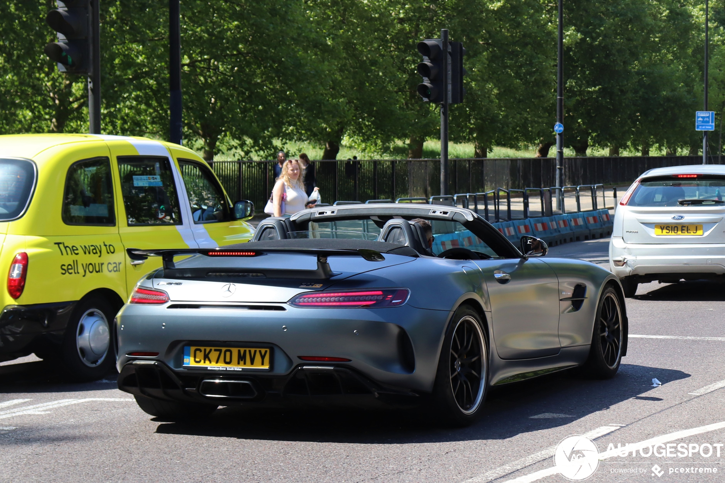 Mercedes-AMG GT R Roadster R190