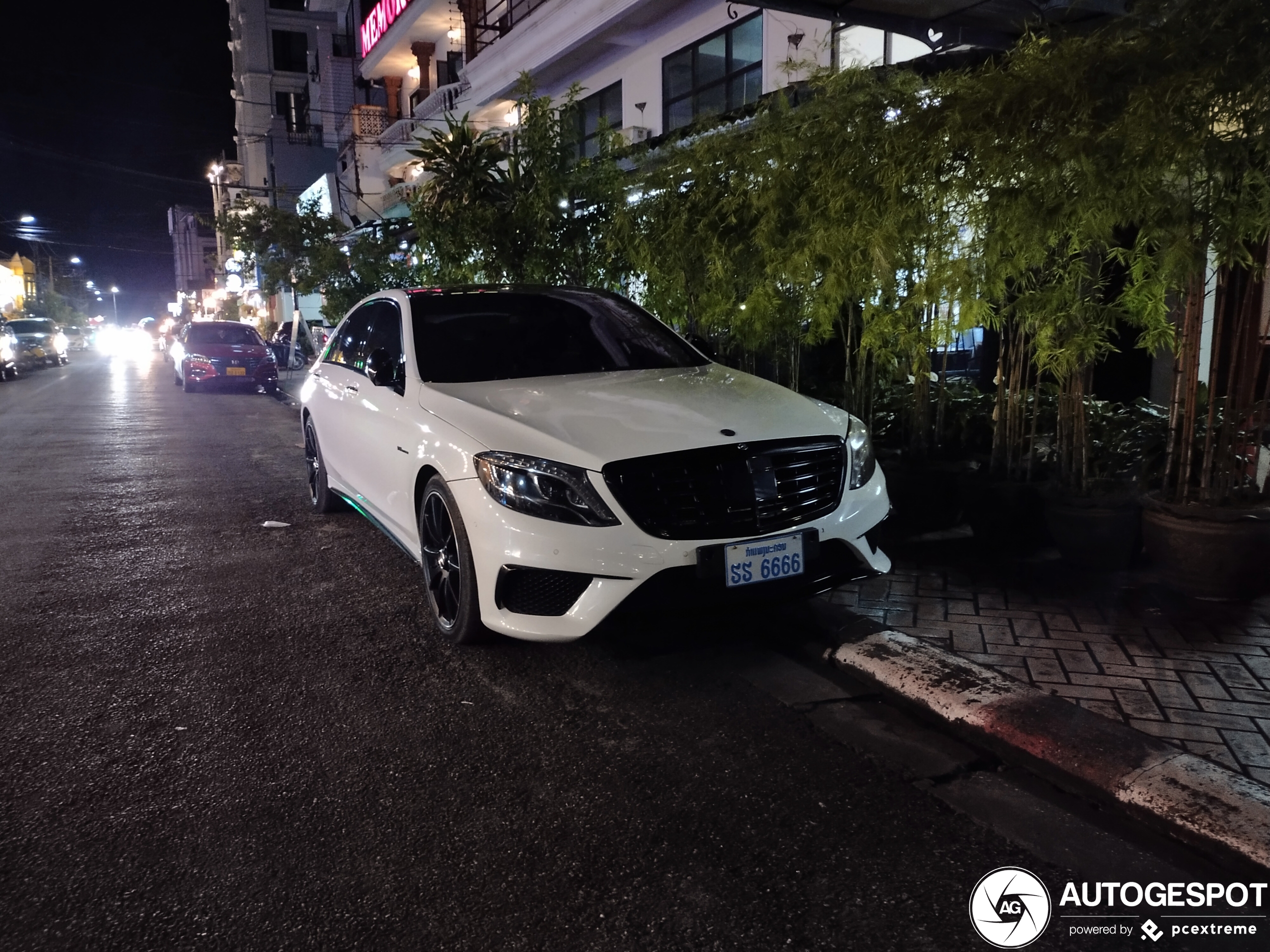 Mercedes-AMG S 63 V222