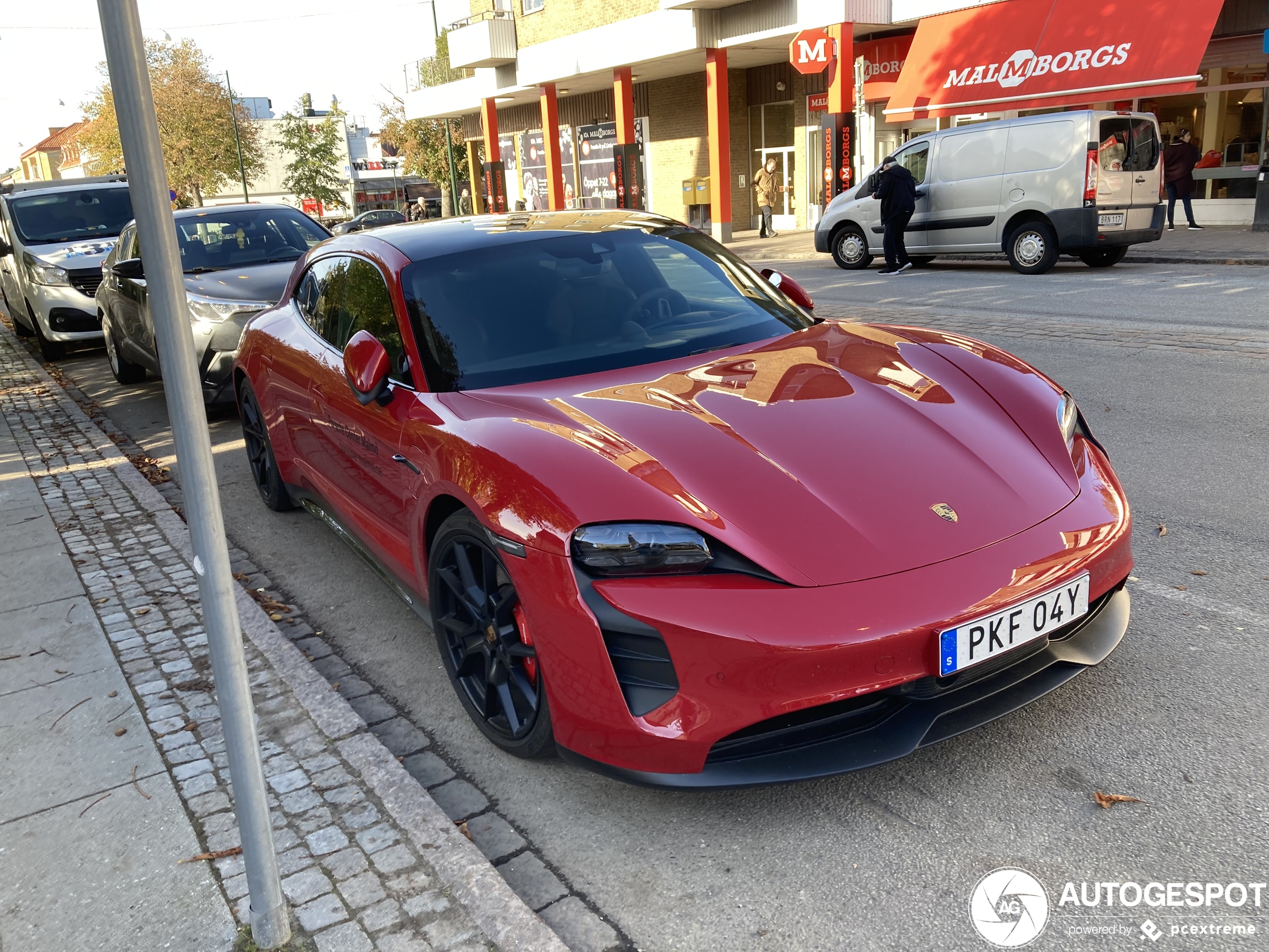 Porsche Taycan GTS Sport Turismo